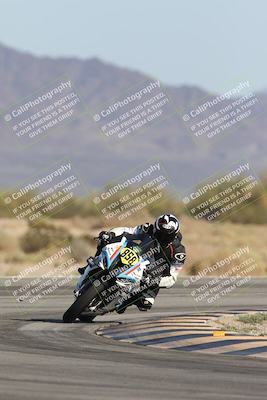 media/Oct-04-2025-CVMA (Sat) [[408bcdd6e4]]/Race 13-Amateur Supersport Open/